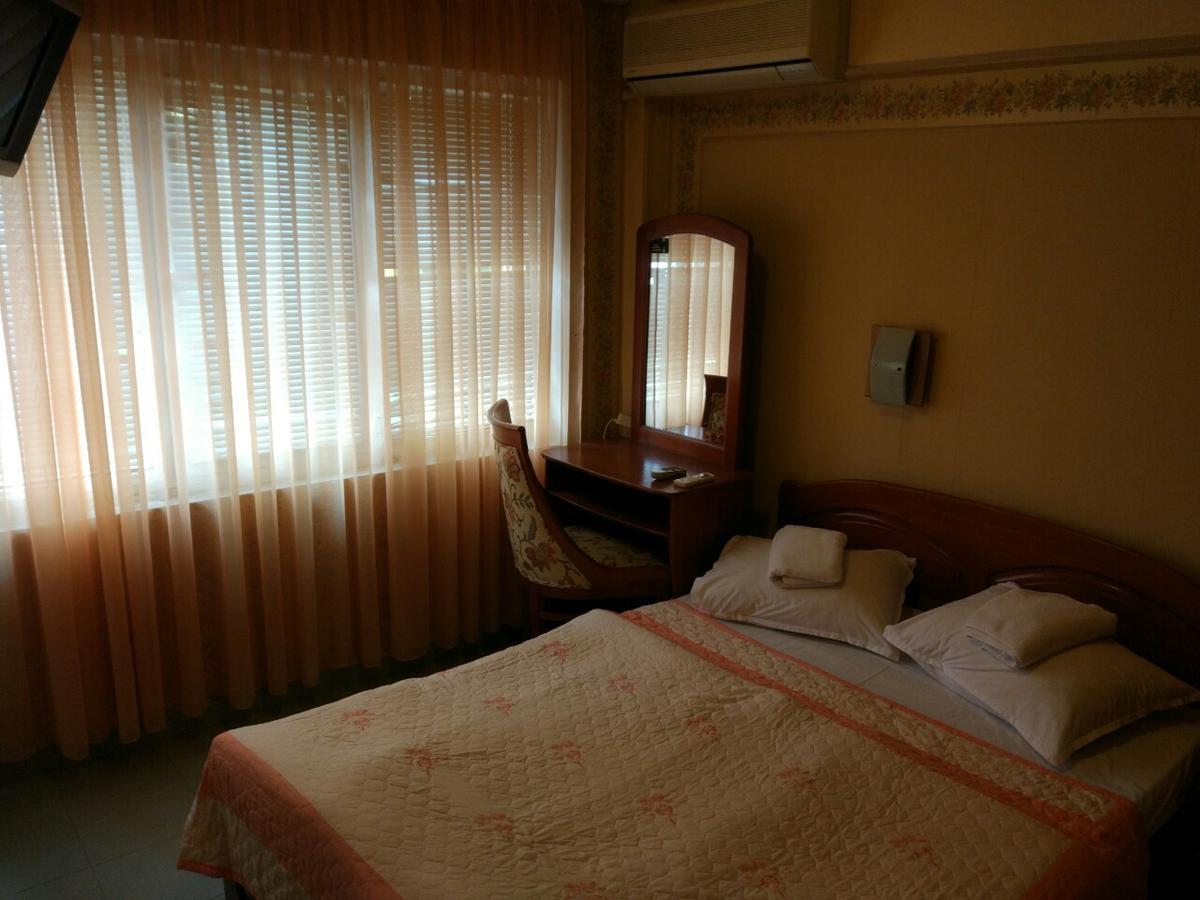 Family Hotel Kartala Blagoevgrad Extérieur photo